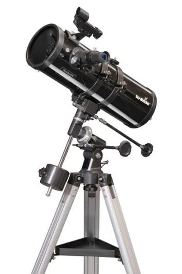 Skywatcher Skyhawk 1145P parabolic Newtonian 4.5" Telescope + EQ1 #10709 SO (UK)