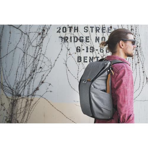 Peak Design Everyday Backpack 20 in Ash